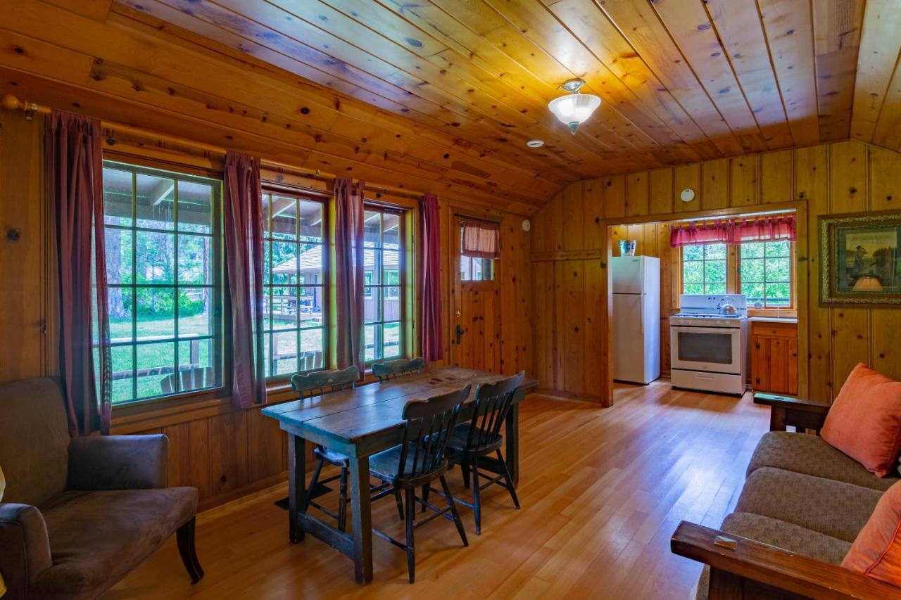 Lake Creek Lodge Camp Sherman Exterior foto